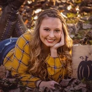 Meet your Posher, Katelyn